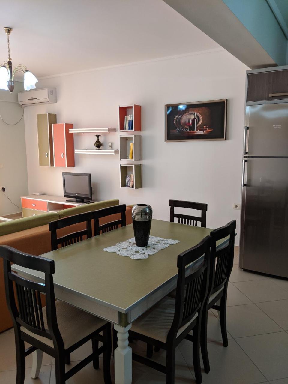 Seafront Apartment Sarandë Eksteriør bilde